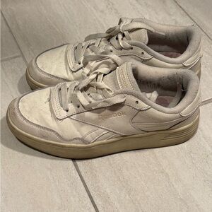 Reebok Off-White Casual Sneakers